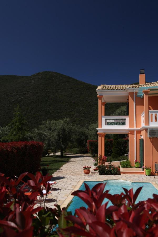 Pantheon & Danae Luxury Villas Szívota Kültér fotó
