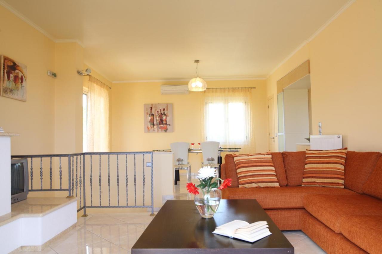 Pantheon & Danae Luxury Villas Szívota Kültér fotó
